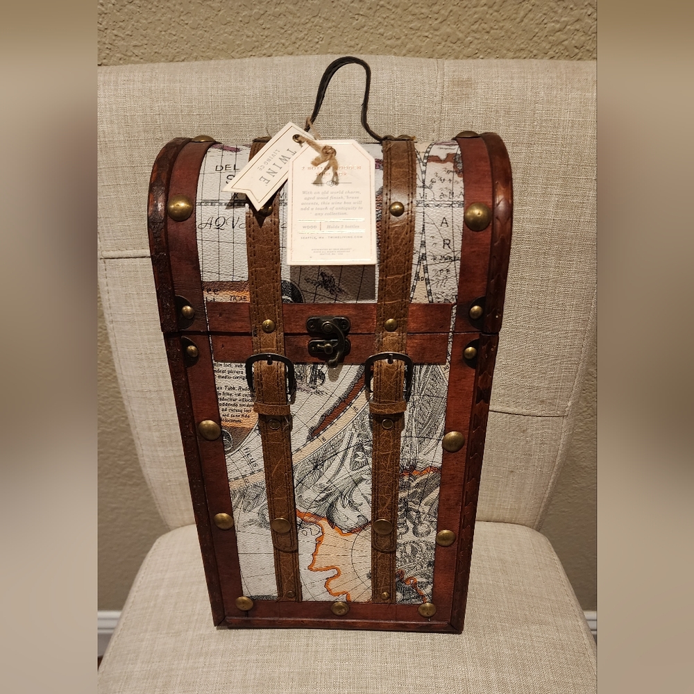 Twine Living & Co Two Bottle Old World Wooden Wine Carrier - w/ faux leather